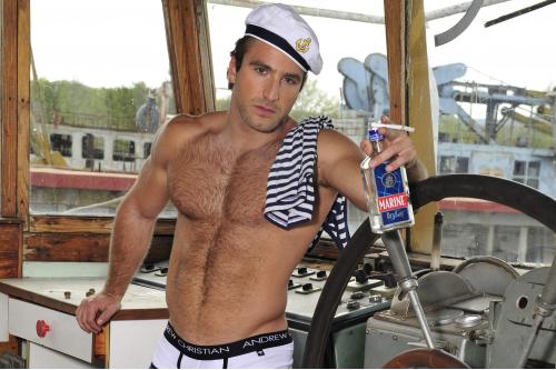 MATTHEW CAMERON SAILOR3   130 Photos