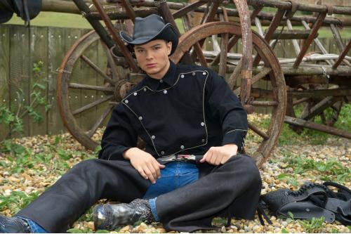 VINCENT MADDOX WESTERN   140 Photos
